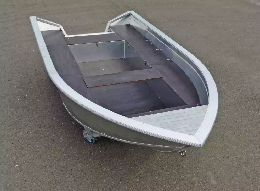 Алюминиевая лодка  Неман-420 в Новочеркасске