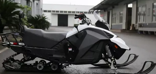 Снегоход ULAR 220 в Новочеркасске