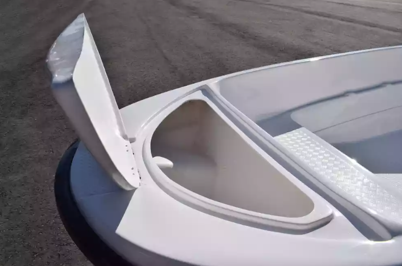 Стеклопластиковая лодка Пингвин (тримаран) в Новочеркасске