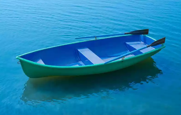 Стеклопластиковая лодка Дельфин в Новочеркасске