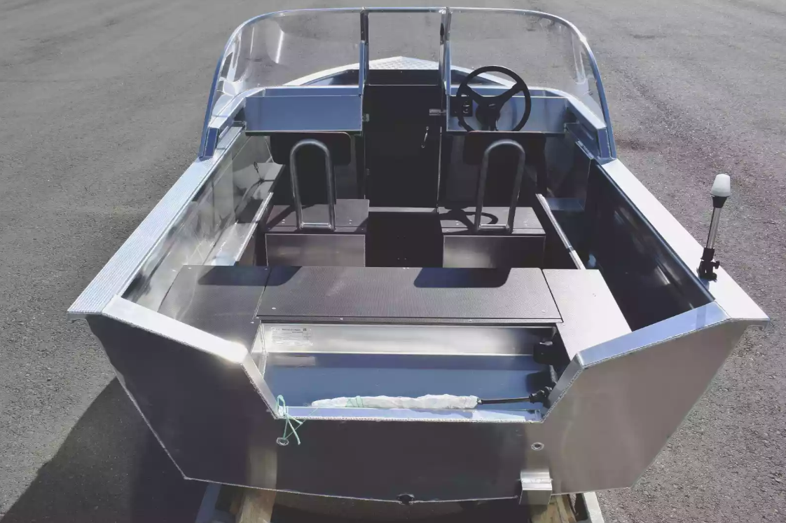 Алюминиевая лодка  Неман-400 DCM в Новочеркасске