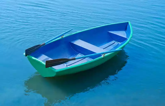 Стеклопластиковая лодка Дельфин в Новочеркасске