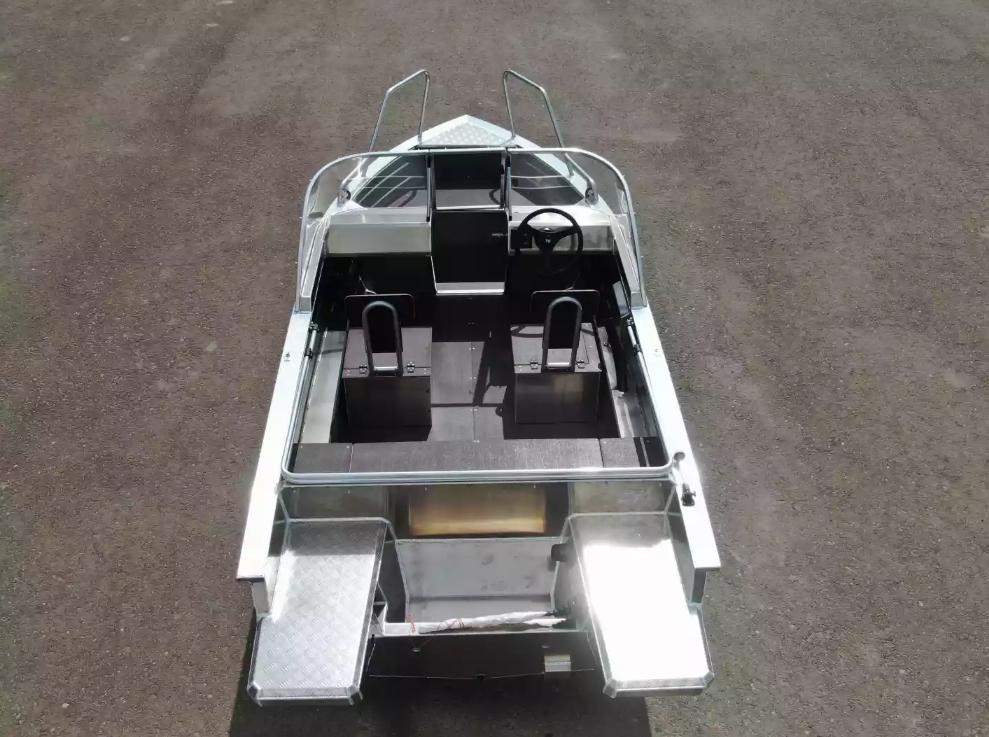 Алюминиевая лодка  Неман-400 DCM NEW в Новочеркасске