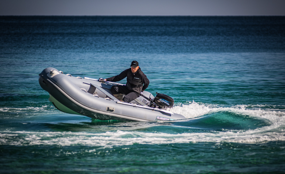 Лодка GLADIATOR RIB380AL в Новочеркасске