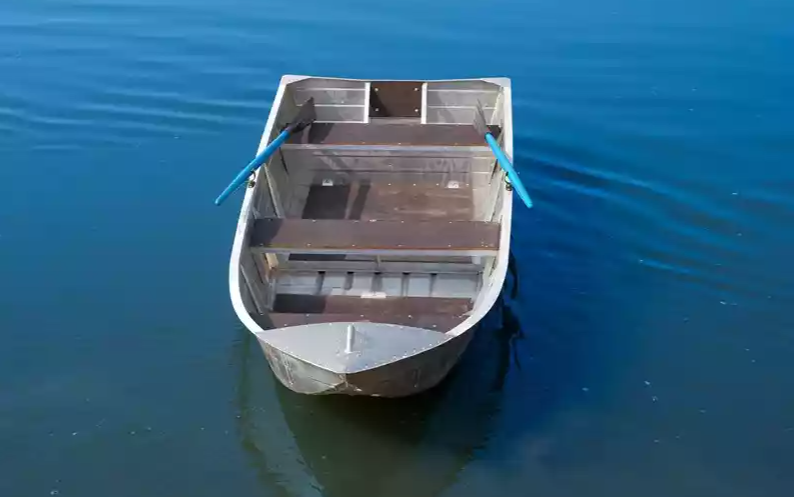 Алюминиевая лодка Вятка-Профи 37 в Новочеркасске