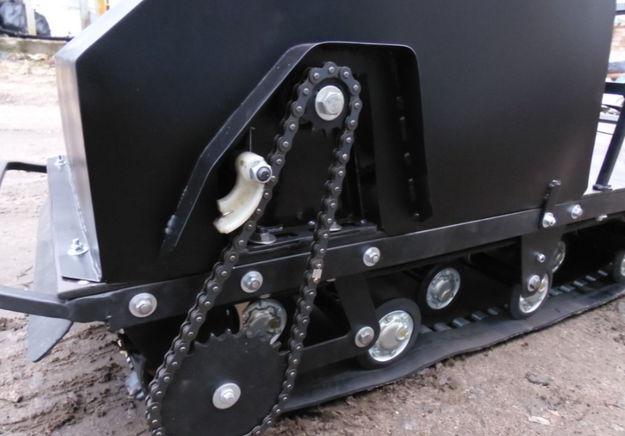 Мотобуксировщик AhtaR Зима 15 л/с с вариатором в Новочеркасске