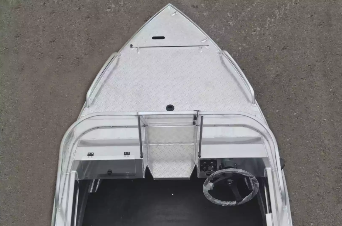 Алюминиевая лодка  Neman-400 PRO в Новочеркасске