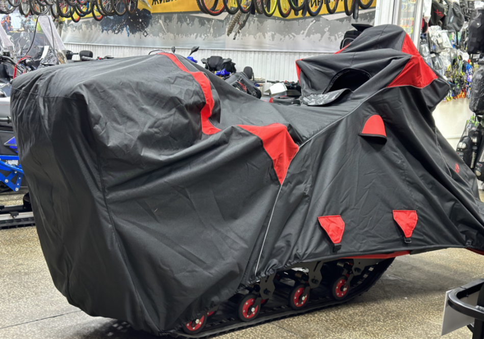 Чехол транспорт. снегохода IKUDZO HUNTER черно-красный Оксфорд ПРЕМИУМ качества с лого IKUDZO в Новочеркасске