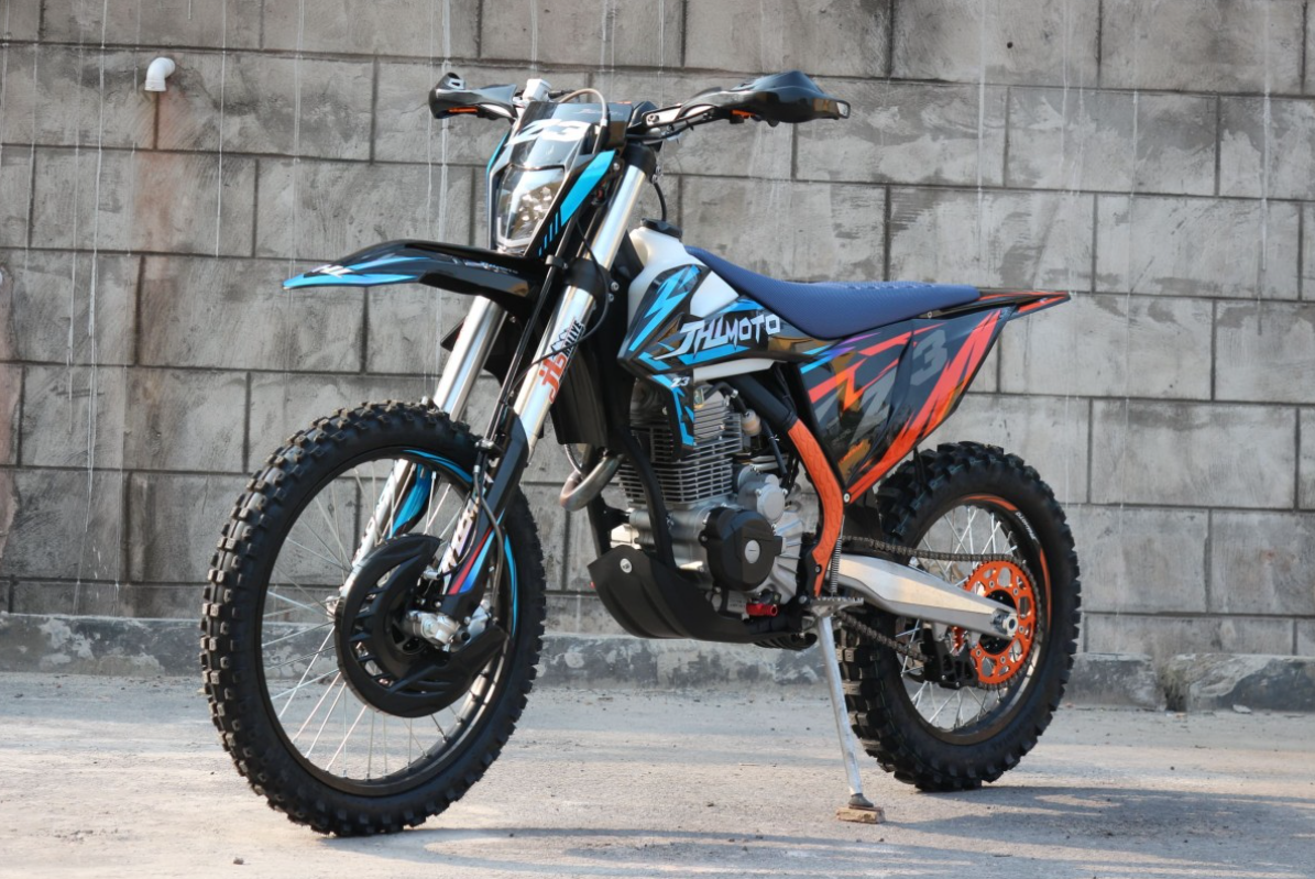 Мотоцикл JHLMOTO JHL Z3 CB250 (172FMM-3A) в Новочеркасске
