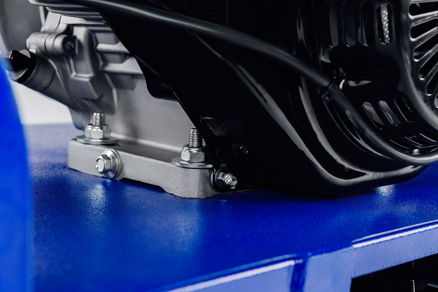 Мотобуксировщик SNOW DOG 17 с эл. запуском (DINKING) в Новочеркасске