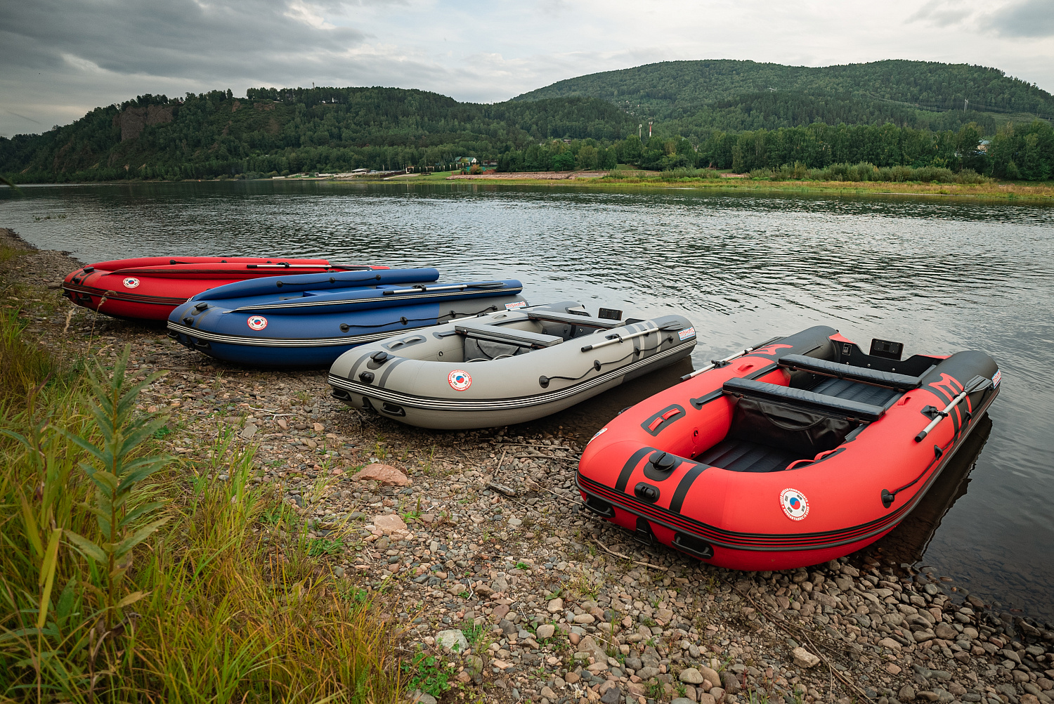 Лодка MISHIMO RIVER FJET PRO 430  под водомет в Новочеркасске