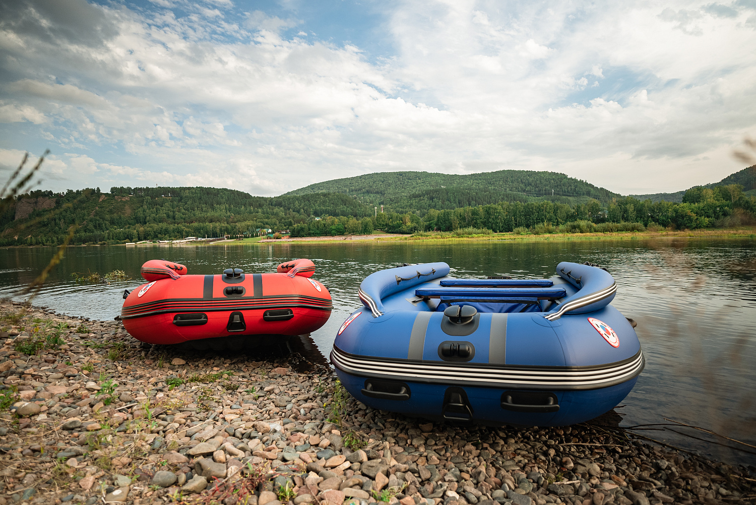 Лодка MISHIMO RIVER FJET PRO 430  под водомет в Новочеркасске