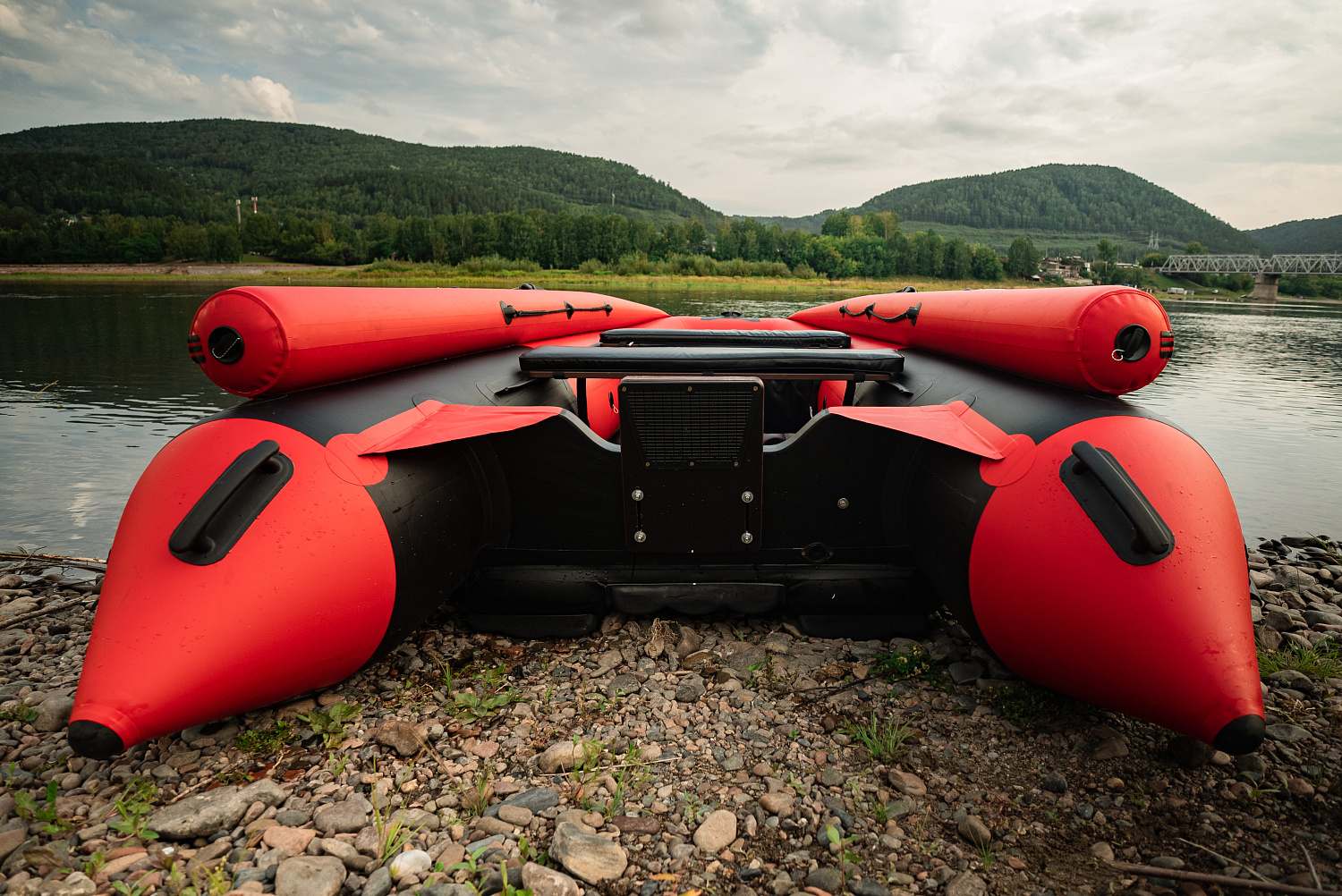 Лодка MISHIMO RIVER FJET PRO 430  под водомет в Новочеркасске