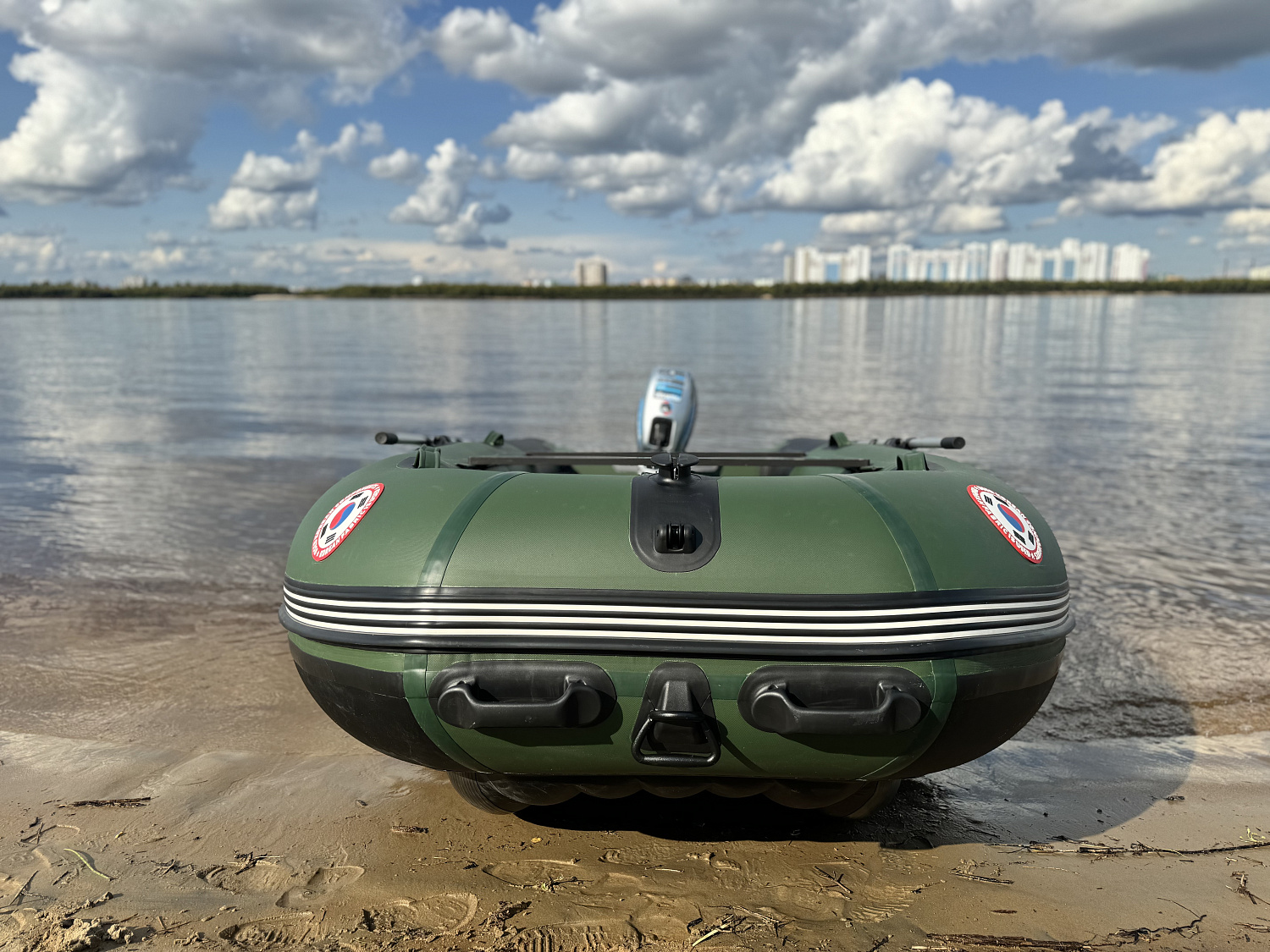 Лодка MISHIMO BIG FLOOR 400 в Новочеркасске