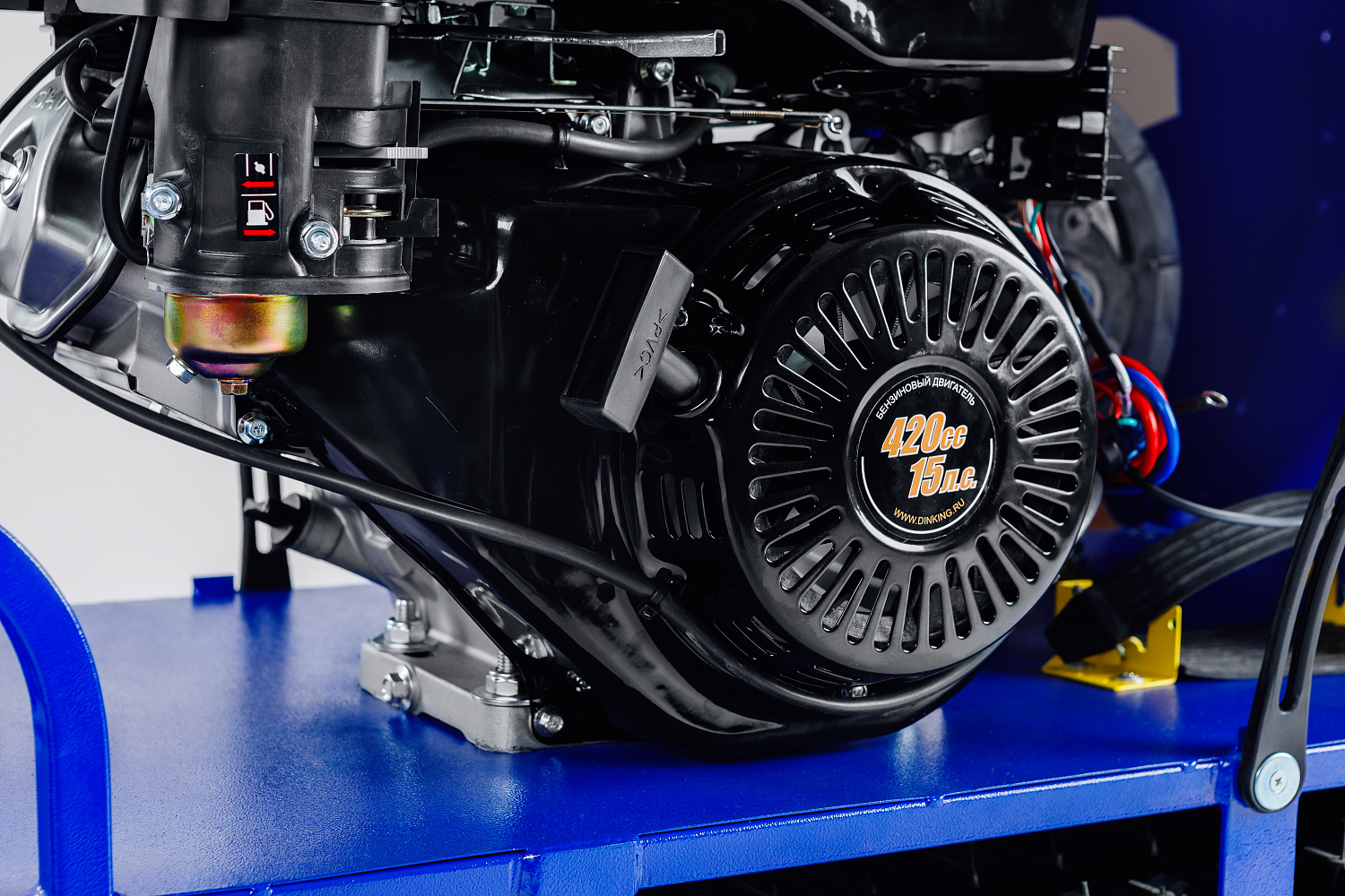 Мотобуксировщик SNOW DOG 17 с эл. запуском (DINKING) в Новочеркасске