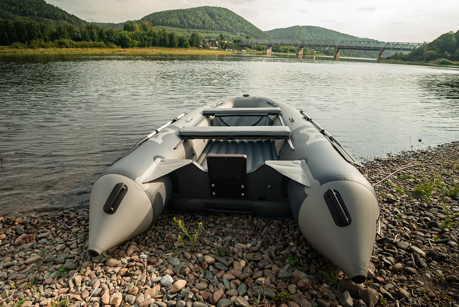 Лодка MISHIMO RIVER JET 390 под водомет в Новочеркасске