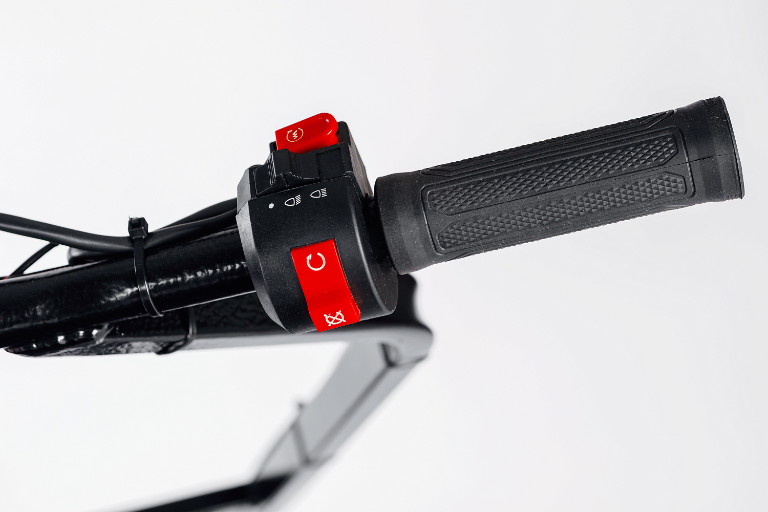 МОТОБУКСИРОВЩИК IKUDZO LONG 2.0 1700/500 EKR19 в Новочеркасске