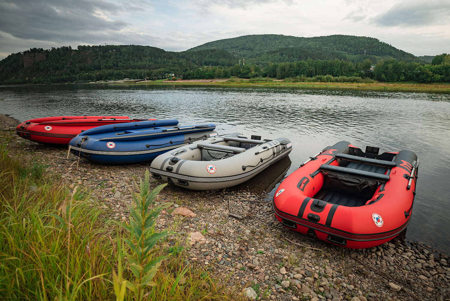 Лодка MISHIMO RIVER FJET PRO 430  под водомет в Новочеркасске