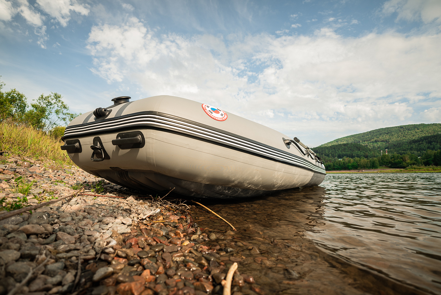 Лодка MISHIMO RIVER JET 390 под водомет в Новочеркасске