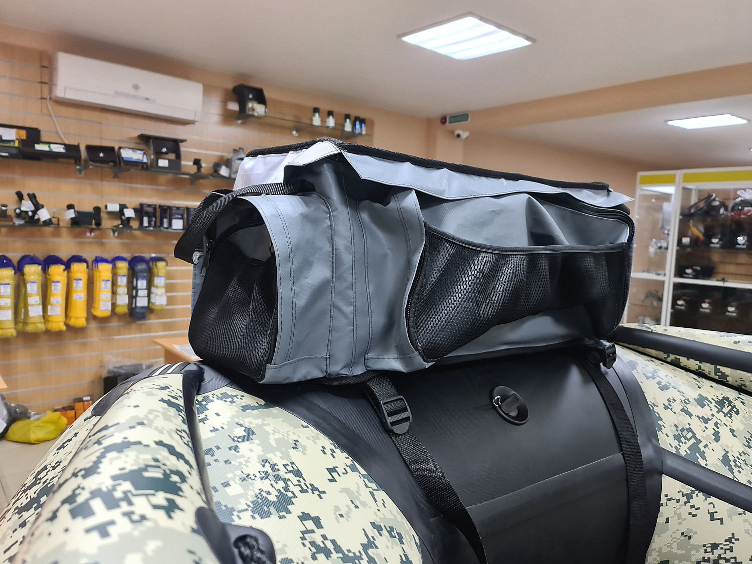 СУМКА ЛЮКС НА БАЛЛОН ДЛЯ ЛОДОК ПВХ 50Х25Х25 СМ в Новочеркасске